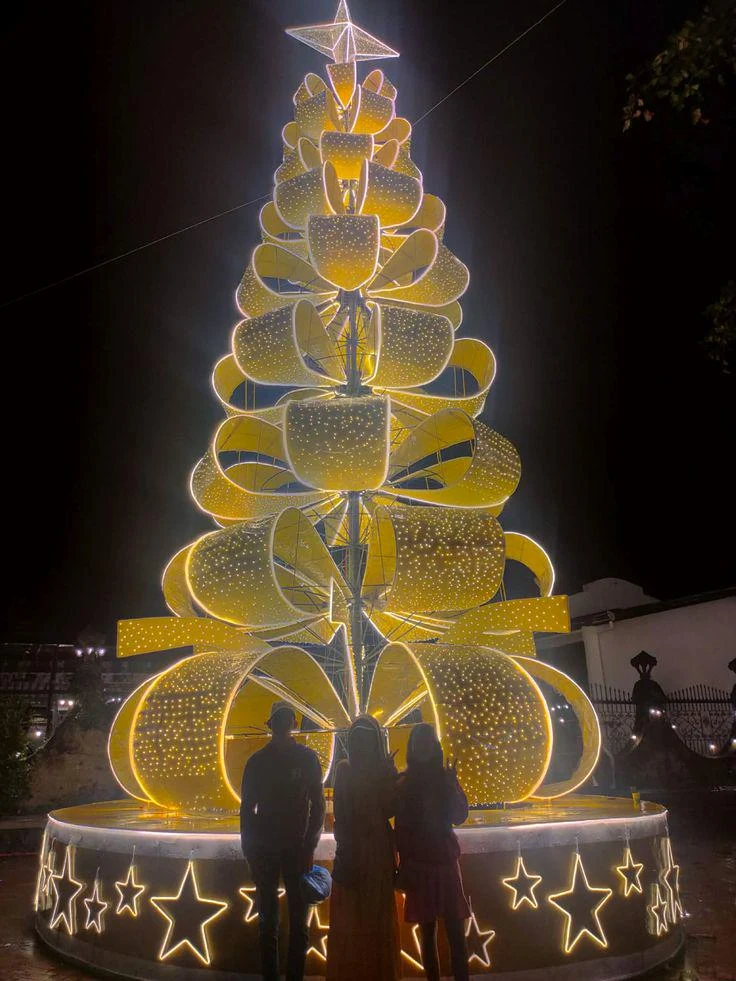 Sculptural Christmas Tree catalogue design reference